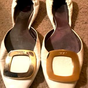 Roger Vivier - Just in time for warmer weather. Elevates any outfit.